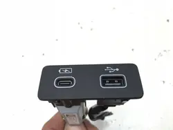 Honda MX293AB USB-C-portti e:Ny1 & CR-V 2024