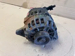 HYUNDAI ACCENT 1.5 Alternator 37300-22600