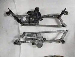 Tuulilasinpyyhkijän mekanismi eteen VW Touran 06-10 Caddy III 04-10