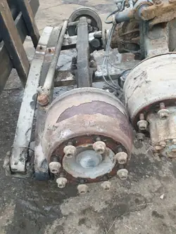 OEM 1234 Vorderer Träger für Volvo FL6 - Gebraucht