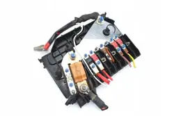 Positiv batteriklemma OEM 304089 för Ford Focus