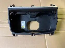 Juomapidin OEM 9113863 BMW F01 F02:lle