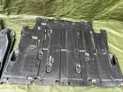 Kit cobertura bateria OEM 9847060580 para Opel Mokka II