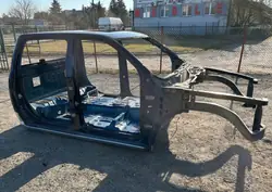 Neljännespaneeli OEM RAM6667888 Dodge RAM 1500 Crew Cab:lle