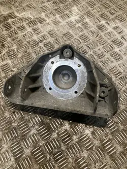 Porsche OE 95534301530 Fram vänster stötdämparkudde