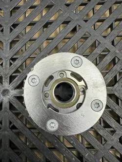 Pieza Motor BMW Usada OEM 8617693 para Serie 1
