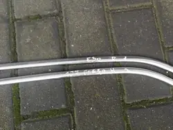 Höger takränna OEM för BMW E30 (1-2)