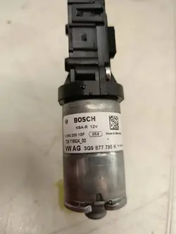 Begagnad taklucka motor OEM 3G9877795K för VW Tiguan