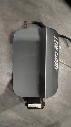 Kraftstoffklappe OEM KLAPKA WLEU PALIWA SEAT LEON III