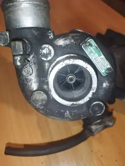 Käytetty Volkswagen OE 028145703B turboahdin