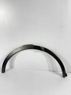 Bavette de boue arrière droite Land Rover Discovery Sport FK72-290E22-BC