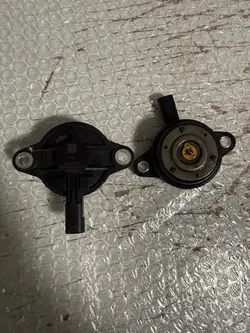 Nokka-akselin Anturi 06M109259P Audi Porsche Seat Skoda