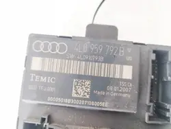 Módulo de control de puerta Audi Q7 OEM 4L0959792B 2007
