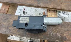 Moteur de toit ouvrant OEM 5855A065 pour Subaru Impreza/Forester