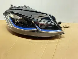 Farol direito VW Golf VII GTE OEM 5G1941036B