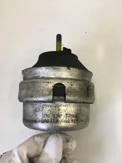 Motorhalterung AUDI VW SKODA 2.0 TDI 8D0199382AE