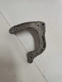 Mitsubishi Outlander 2020 Support Compresseur AC 7813A218