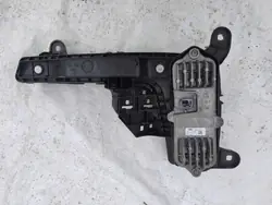 OEM 4M0941056R Vasen etupäiväajovalot Audi Q7:lle