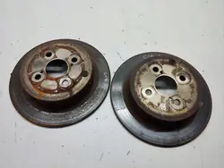 Toyota OEM AAA42277 Bakre bromsskiva - Begagnad