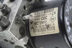 Pompe ABS OEM 476605724R pour Renault Megane III