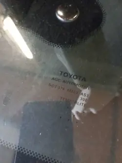 Toyota Sienna Heck rechts Karosserieglas OEM sienna szyba rt