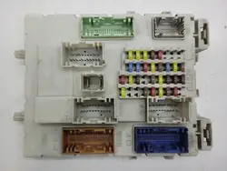 Caixa de fusíveis OEM GV6T14A073DE para Ford Connect 2016