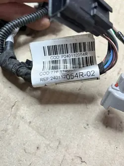 Conjunto de inyectores Nissan Pulsar OEM 240112054R