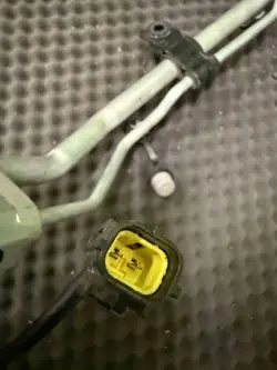 OEM 101954400AVV Tesla AC expansieklep - Gebruikt