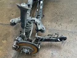 Poutre suspension arrière Hyundai Tucson III OEM 55405-D7000