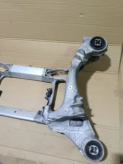Bras de suspension arrière Porsche Taycan OEM 342342334222332223212