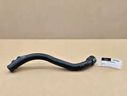 Turbo-imuputki OEM D122Z32 E6568H8 Nissanille