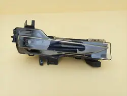 Tesla Model 3/Y Halogeeni LED DRL Oikea Etu OEM 1507933-00-C