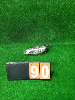 Farol Halógeno Direito Frontal Seat Leon III Lift 17- OEM 1ND01299602