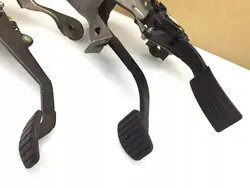 RENAULT CLIO IV Pedaler Set
