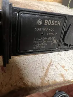 Capteur de débit d'air Mercedes-Benz E W211 A6420940148