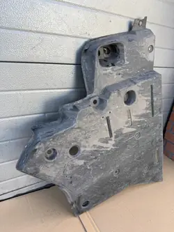 Lexus NX II 2021+ underrede skydd OEM 58166-42060
