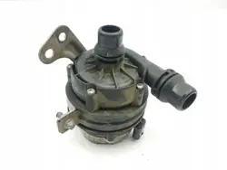 Bomba de agua Mercedes-Benz OEM A2438302600 - Usada