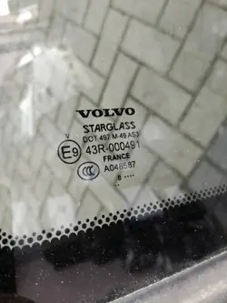 Volvo XC90 Linke Heck-Karosserieglas OEM XC90 I