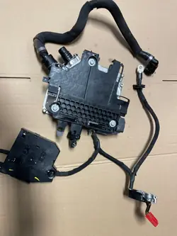 Chauffage liquide de refroidissement OEM 09863022680 Jeep Avenger 23-