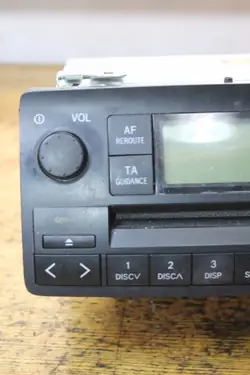 Radio Toyota OEM 86120-1A180 pour Corolla E12