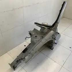 Fram vänster kvartspanel OEM 874523652363265896325620236
