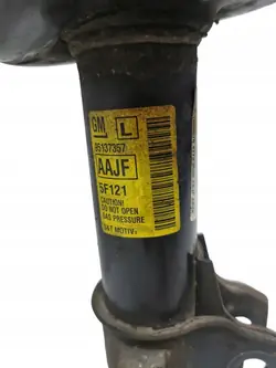 Etuvasen Jousitus OEM 95137357 Opel Mokka:lle
