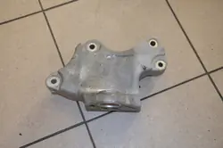 Motorsteun Rechts OEM 68271526AC voor Jeep Wrangler JL
