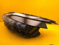 Nissan Qashqai J12 Vasemman Etuvalon Full LED Adaptivo