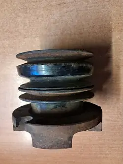 Krukaspoelie Mercedes W123 OEM 6150311507