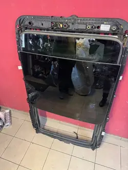 VW Tiguan II Panoramatak OEM TIGUAN PODSUFITKA