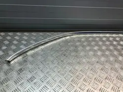 Höger kromtaklist OEM A2126900880 Mercedes W212 sedan