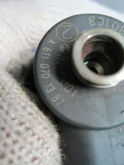 Injecteur Mercedes 2.0CDI A6110701387