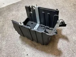 Base de batterie Ford OEM 20206A - État utilisé