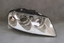 Farol direito VW Touareg I Xenon 02-06